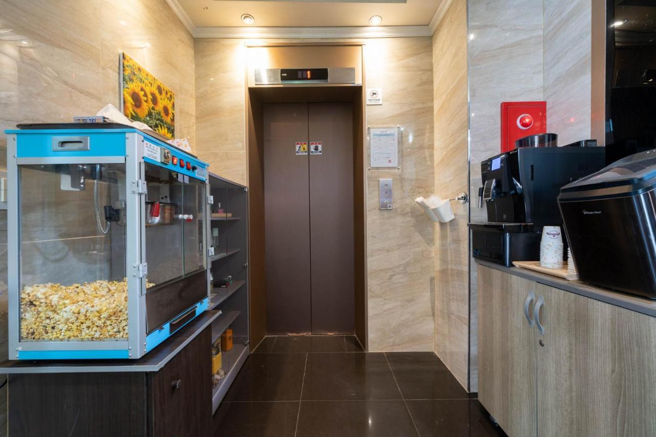 Galleria Hotel Сувон Екстериор снимка